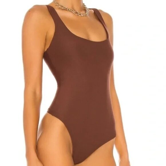 Alix NYC Womens Mott Thong Bodysuit Sleeveless Scoop Neck USA Made Brown Medium - Picture 1 of 6
